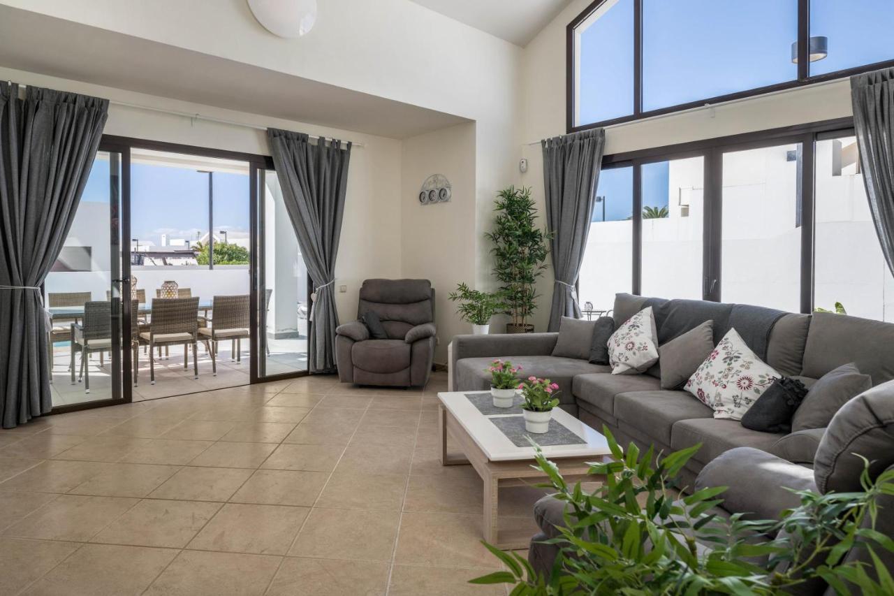 Casa Dubh Linn Playa Blanca  Luaran gambar